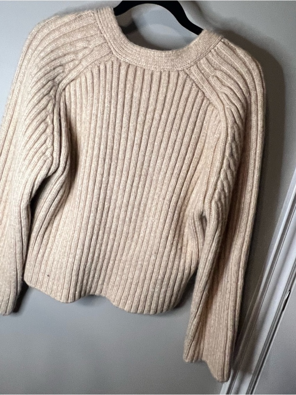 Zara Beige Ribbed V-Neck Button Sweater - Picture 4 of 4